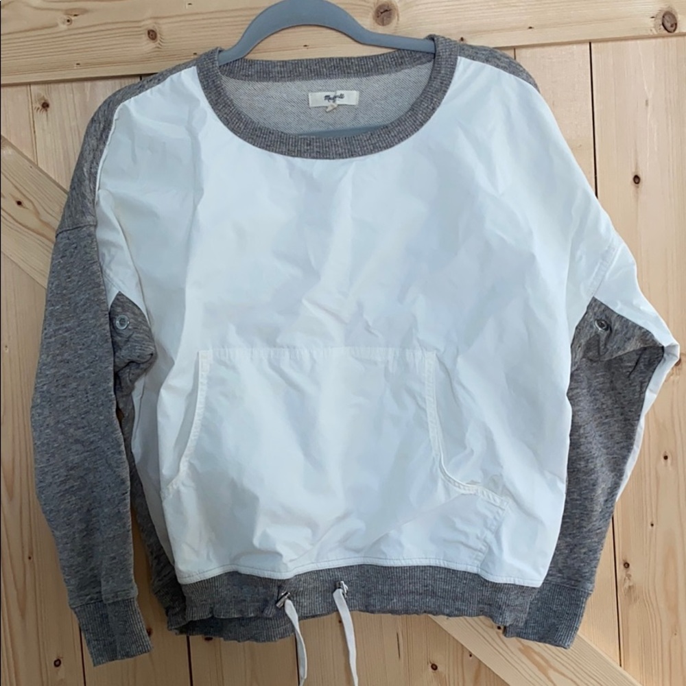 Madewell Pullover sweatshirt/windbreaker detail